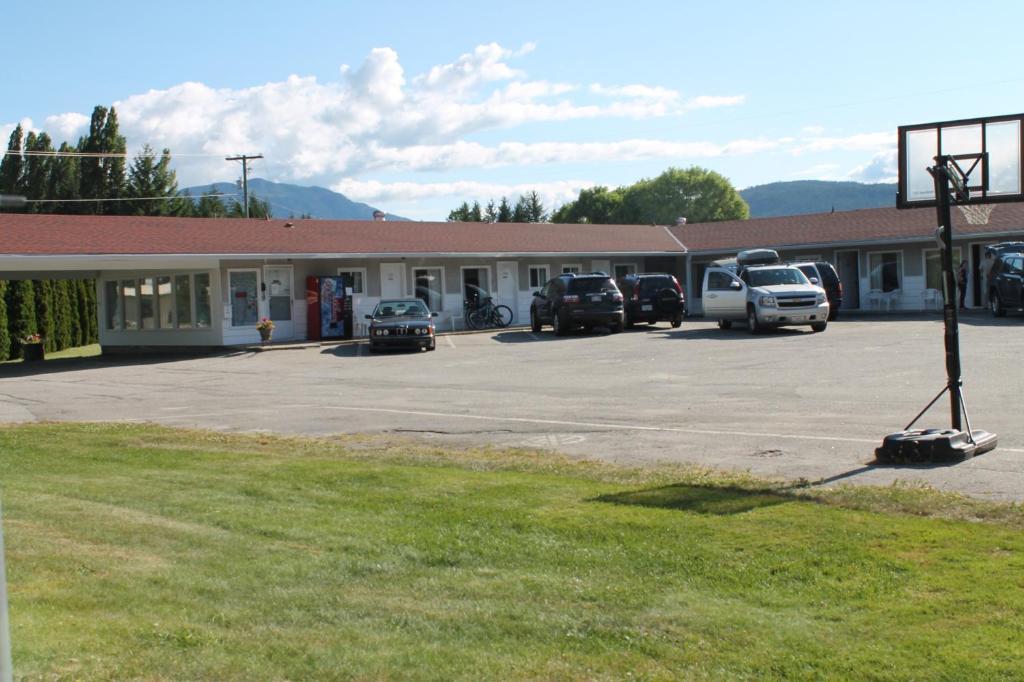 Paradise Motel Sicamous Ngoại thất bức ảnh